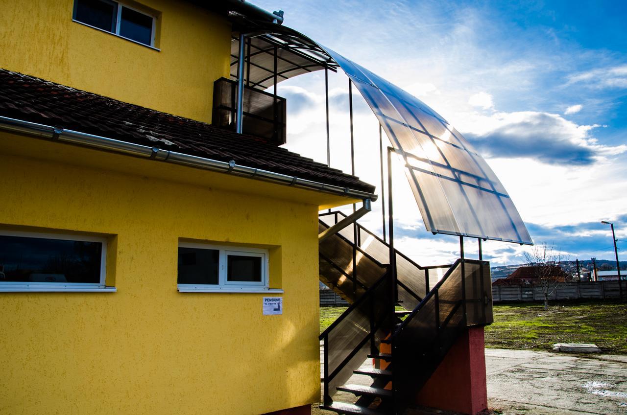 Hotel Georgibel Deva Exterior foto